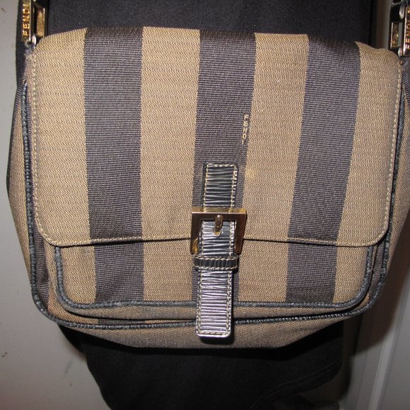 ❤️Authentic FENDI Pequin Flap Canvas Leather Shoulder CrossBody Bag Purse - Picture 4 of 14